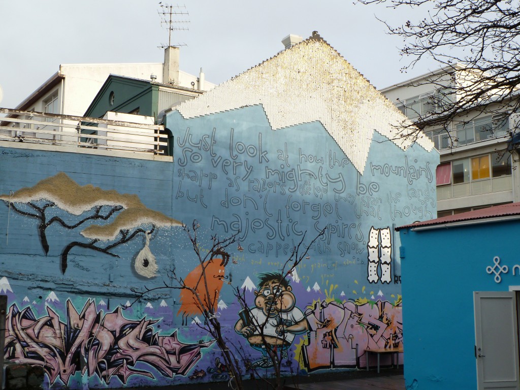 Travel Edits | Reykjavik Graffiti