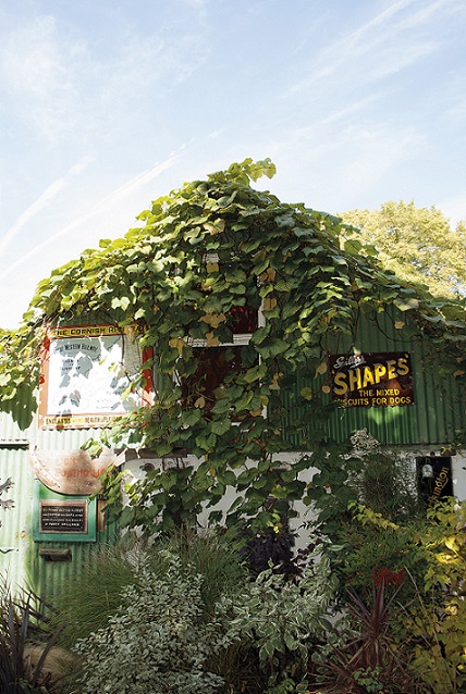 Travel Edits | Britain's Original Rock and Roll Isle: Eel Pie Island